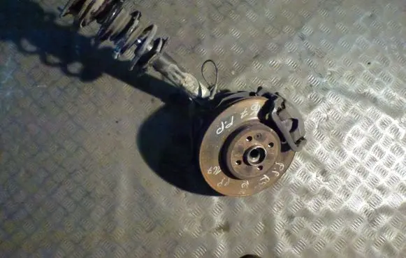 Mini One - Cooper Coupe R56 Front wheel hub spindle knuckle