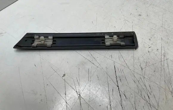 BMW 5 E39 Fender trim (molding) 7004021