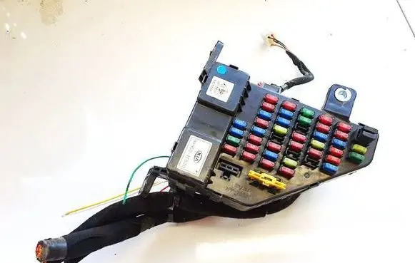 KIA Sportage Fuse box set 919501f520 91950-1f520