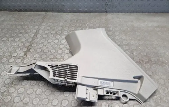 BMW X3 F25 (D)pillar trim (top) 7228140
