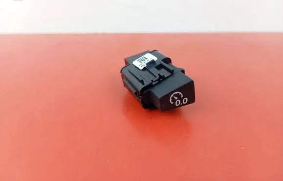 Other switches/knobs/shifts