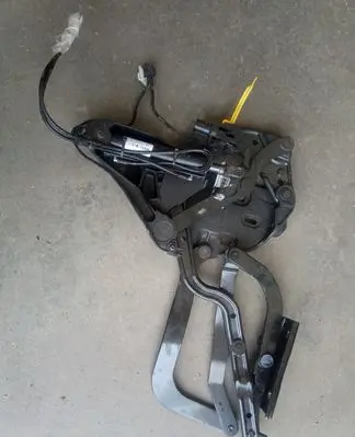 Audi S5 Convertible roof hinge 