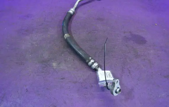 Mazda 3 I Air conditioning (A/C) pipe/hose 