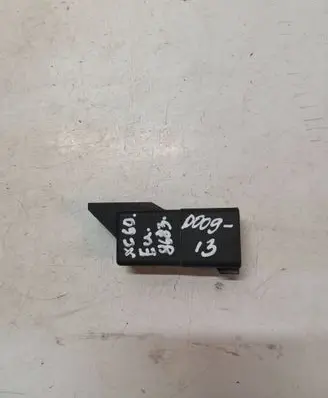Volvo XC60 Glow plug pre-heat relay 30785663