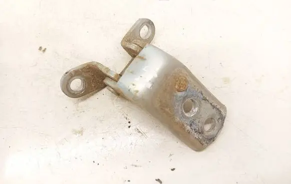 Toyota Yaris Front door upper hinge 