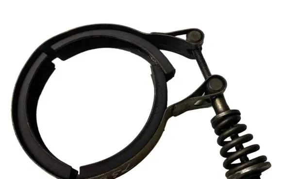 BMW 3 E90 E91 Muffler pipe connector clamp 7793677