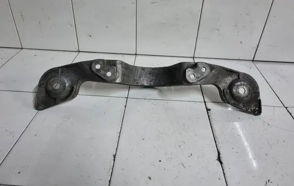 BMW 3 E46 Rear differential/diff mount bracket 1094421A
