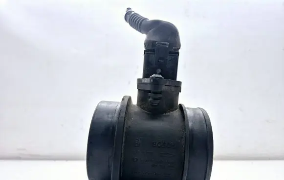 Volvo V70 Mass air flow meter 8670115 0280218088