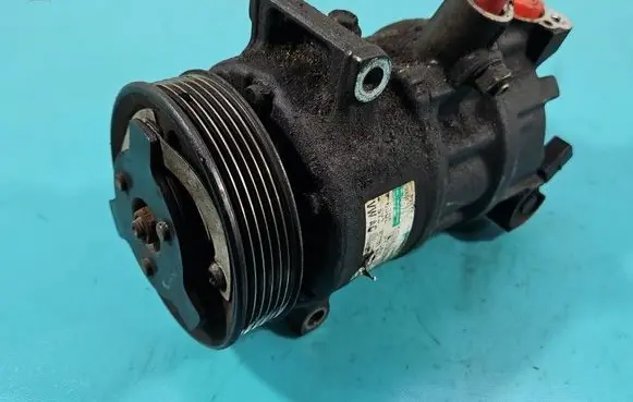 Volkswagen Golf VI Air conditioning (A/C) compressor (pump) 5N0820803H IMPRK1521190