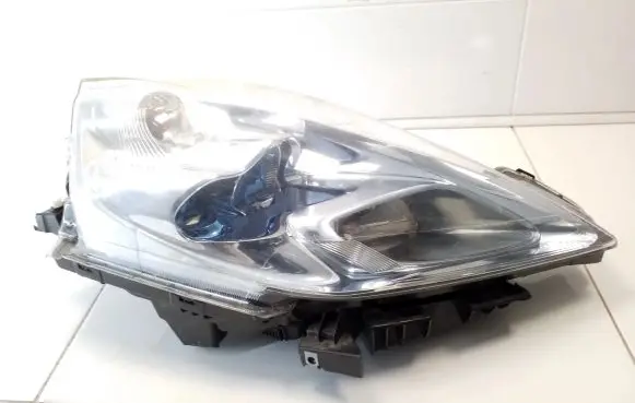 Nissan Leaf I (ZE0) Headlight/headlamp ICHIKOH1845
