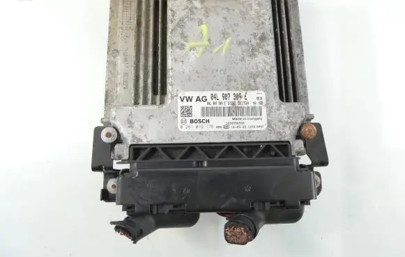 Audi A1 Engine control unit/module 04L907309E 0281019175