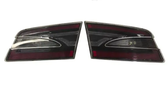 Tesla Model S Tailgate rear/tail lights 600592200E 600592400E