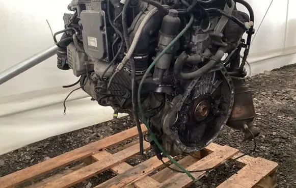 Mercedes-Benz C W203 Engine 9012000E945 R2710101405 04052