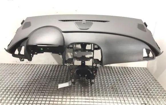 Opel Astra J Dashboard 