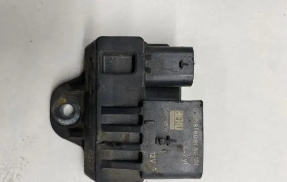 BMW X1 E84 Glow plug pre-heat relay 0522120103