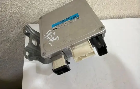 Toyota RAV 4 (XA30) Power steering control unit/module 8965042040