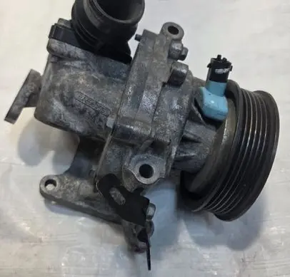 Opel Astra K Water pump 55496778
