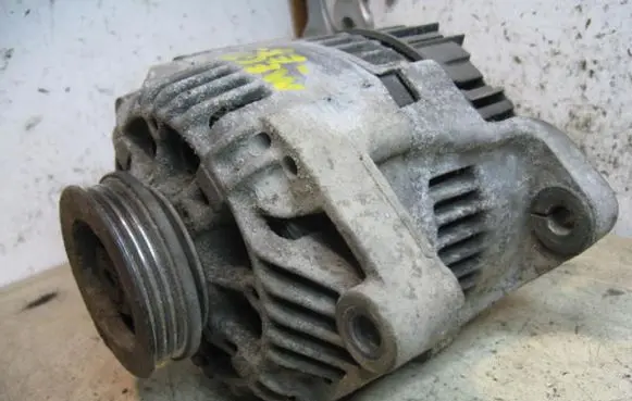 Renault Scenic I Generator/alternator VALEOREF2541602A VALEO77013521167700857075