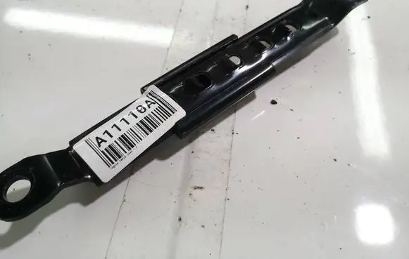 Toyota Yaris Seat belt adjustment rail 