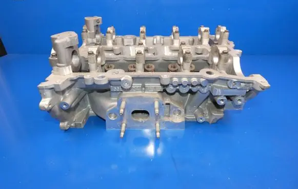 Opel Astra K Engine head 55503824