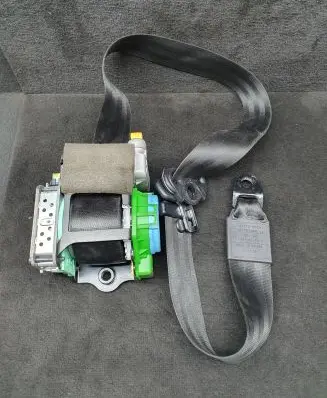 Audi A5 8T 8F Front seatbelt 8T1857706H 8T1857706HV04