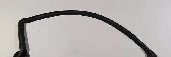 Ford Mustang V Front door glass trim molding S197X04RH