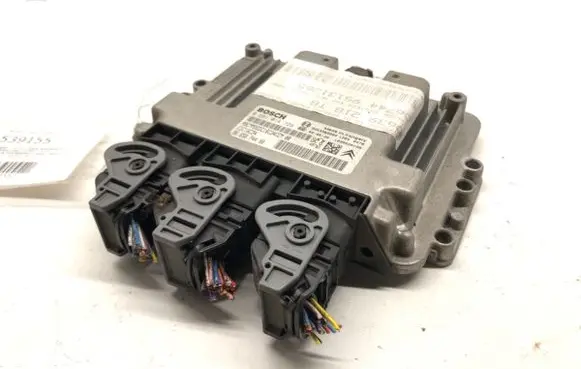 Peugeot 3008 I Engine control unit/module ECU