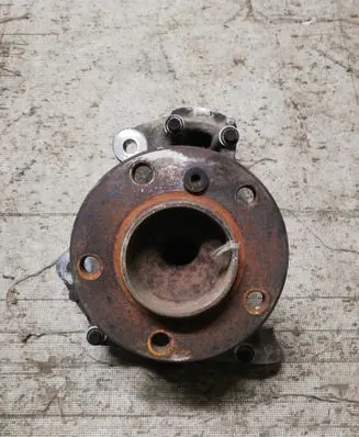 BMW 1 F20 F21 Front wheel hub spindle knuckle