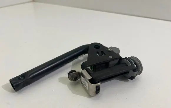 BMW 5 F10 F11 Front seatbelt 609538500C