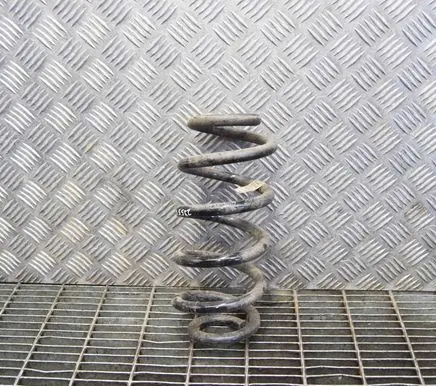 Volvo XC40 Rear coil spring 32246203