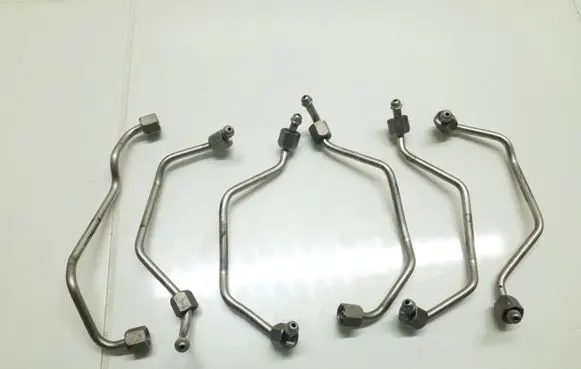 BMW 5 F10 F11 Fuel injector supply line/pipe 