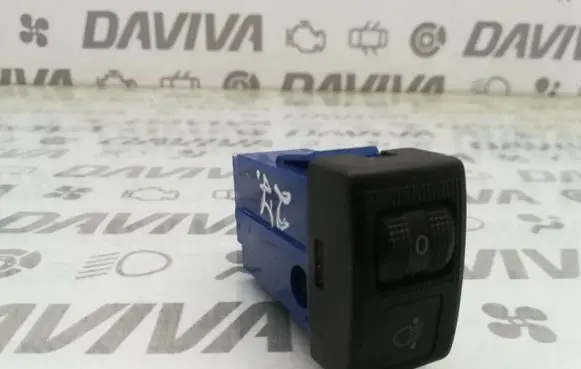 Mazda 5 Headlight level height control switch