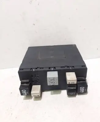 Volkswagen Caddy Comfort/convenience module 3C0937049E F005V00526 H37S1002