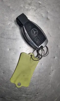 Mercedes-Benz E W212 Ignition key/card 