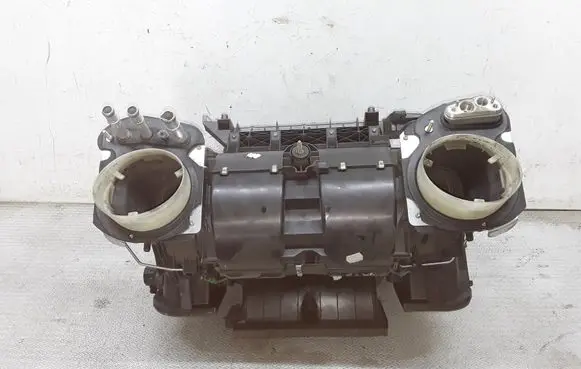 BMW 5 E39 Interior heater climate box assembly 64118383723