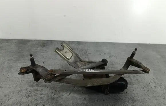 Fiat Linea Front wiper linkage 