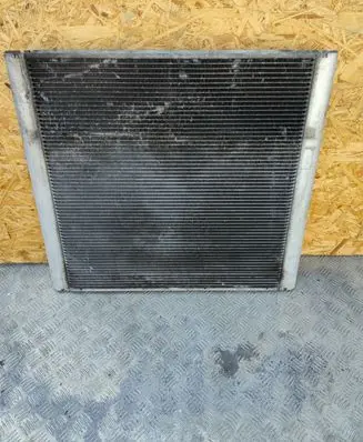 Land Rover Range Rover L322 Coolant radiator PCC000850 B722700 P36562