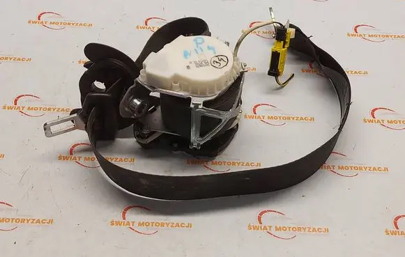 Volkswagen PASSAT CC Front seatbelt 3C1857706S