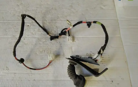 Mazda 2 Rear door wiring loom DF8067210A