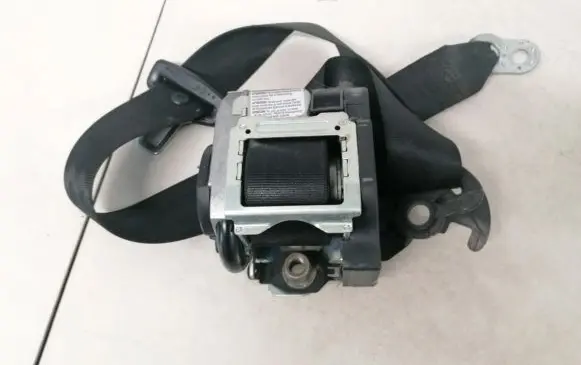 Skoda Superb B5 (3U) Front seatbelt 561080001 al1561084100
