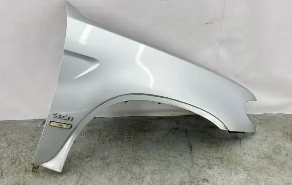 BMW X5 E53 Fender