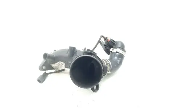Nissan Note (E12) Air intake hose/pipe 165765493R