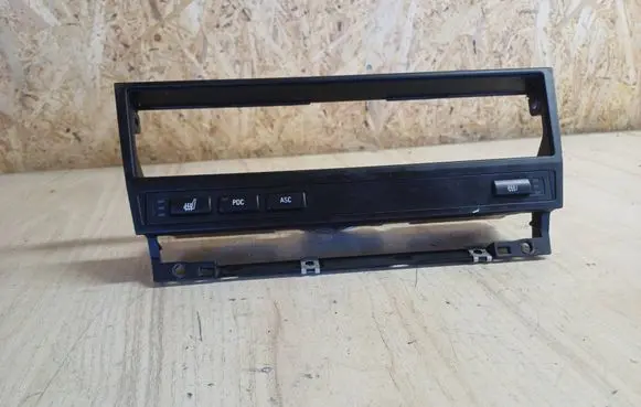 BMW 5 E39 Seat heating switch 61318373715 03742023 110187
