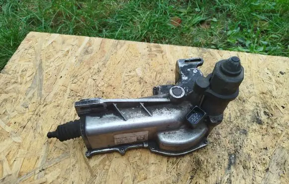 Smart ForFour I Clutch slave cylinder 013981000067 0000585 0689453