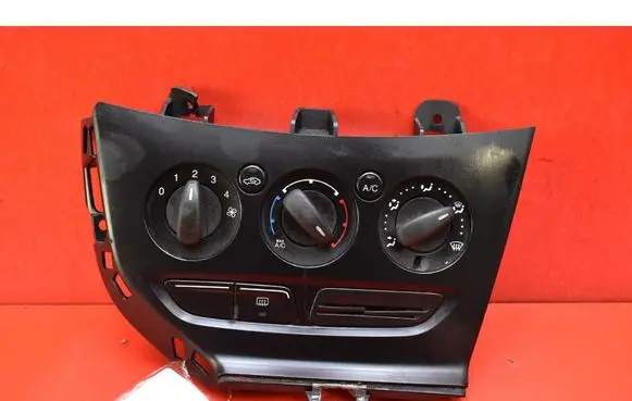 Ford Focus Climate control unit 