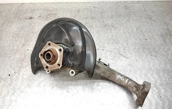 Volkswagen Touareg III Front wheel hub spindle knuckle 4M0407559 4M0407241J