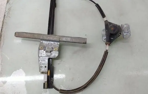 Volkswagen PASSAT B4 Rear window lifting mechanism without motor 3A0839402D