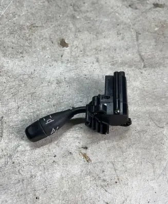 Mercedes-Benz E W211 Steering wheel adjustment handle/lever 01411611
