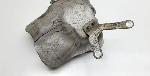 Mercedes-Benz R W251 Heat shield in engine bay A6420960468