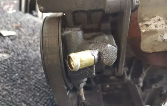 Ford Mondeo MK I Power steering pump